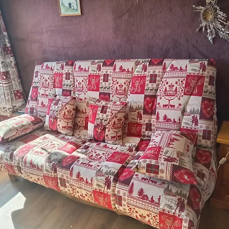 Pathabac Apartman Auris